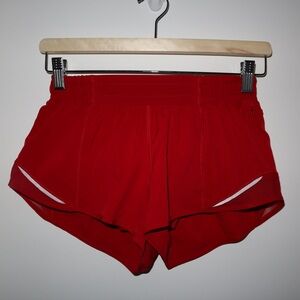 Lululemon Hotty Hot Shorts 2.5 inch